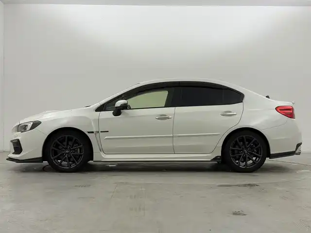 スバル ＷＲＸ Ｓ４ 2．0GT‐S アイサイト 群馬県 2018(平30)年 9.1万km クリスタルホワイトP STIフルエアロ/（フロント/サイド/リア/リアアンダー）/－－－－－－－－－－－－－－－－/純正8インチSDナビ/（フルセグTV/BT/SD/CD/DVD/AM/FM）/－－－－－－－－－－－－－－－－/ＳＴＩフロント／サイド／リアエアロ　純正８インチナビ　バック／サイド／フロントカメラ　ＢＳＭ　レザーシート　シートヒーター　前席パワーシート　Ｄ席シートメモリー　アイサイト　ＥＴＣ　４ＷＤ　禁煙車
