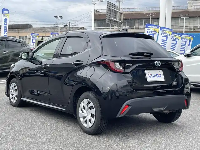 トヨタ ヤリス ハイブリッド G 愛知県 2020(令2)年 7.9万km ブラック ワンオーナー/純正ディスプレイAV/Bluetooth/セーフティセンス/レーダークルーズ/ブラインドスポットモニタリング/オートライト/シートヒーター（運転席・助手席）/USB端子/新車保証書/取扱説明書