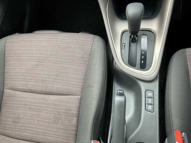 トヨタ ヤリス ハイブリッド G 愛知県 2020(令2)年 7.9万km ブラック ワンオーナー/純正ディスプレイAV/Bluetooth/セーフティセンス/レーダークルーズ/ブラインドスポットモニタリング/オートライト/シートヒーター（運転席・助手席）/USB端子/新車保証書/取扱説明書