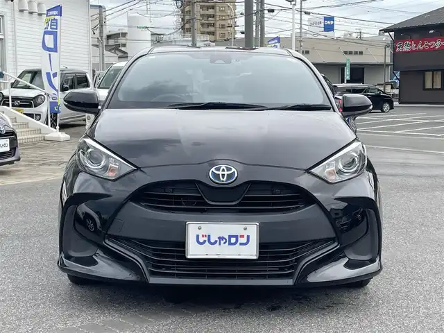 トヨタ ヤリス ハイブリッド G 愛知県 2020(令2)年 7.9万km ブラック ワンオーナー/純正ディスプレイAV/Bluetooth/セーフティセンス/レーダークルーズ/ブラインドスポットモニタリング/オートライト/シートヒーター（運転席・助手席）/USB端子/新車保証書/取扱説明書