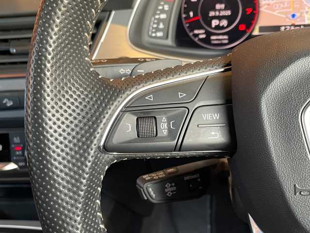 アウディ Ｑ７ 3.0TFSIクワトロアダプティブエアサス Sライン 愛知県 2017(平29)年 5.1万km 黒 リアエンターテインメント/パノラマサンルーフ/7シーターパッケージ/黒革シート/シートヒーター/アシスタンスパッケージ/Aエアサス/マトリクスLED/ACC/純正ナビ/フルセグTV/360度カメラ/ブラックスタイリング/ロハナ22インチアルミ