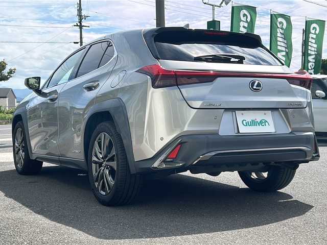 レクサス ＵＸ 250h Fスポーツ 香川県 2019(平31)年 8万km ソニックチタニウム 純正ナビ/フルセグＴＶ/３眼ＬＥＤヘッドライト/レーダークルーズ/全方位カメラ/パワーバックドア/シートヒーター/レザーシート/シートヒーター/BSM/ステアリングヒーター/コーナーセンサー