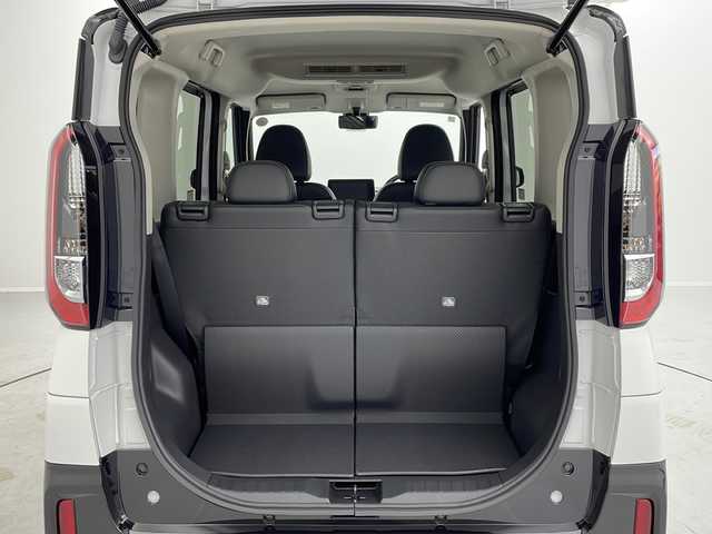 三菱 デリカミニ T プレミアム 茨城県 2025(令7)年 0.1千km アメジストブラック/シルキーホワイト 届出済未使用車　純正９インチディスプレイオーディオ　衝突軽減ブレーキ　マイパイロット　レーダークルーズコントロール　レーンキープアシスト　全周囲カメラ　両側電動スライドドア　前席シートヒーター　