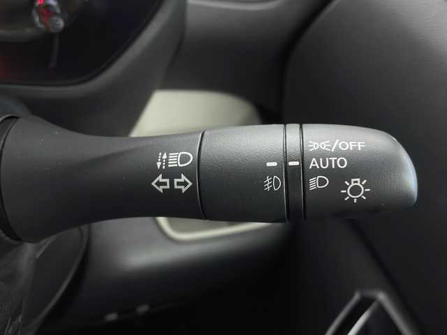 三菱 デリカミニ T プレミアム 茨城県 2025(令7)年 0.1千km アメジストブラック/シルキーホワイト 届出済未使用車　純正９インチディスプレイオーディオ　衝突軽減ブレーキ　マイパイロット　レーダークルーズコントロール　レーンキープアシスト　全周囲カメラ　両側電動スライドドア　前席シートヒーター　