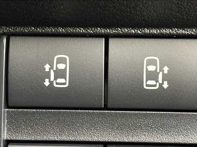 三菱 デリカミニ T プレミアム 茨城県 2025(令7)年 0.1千km アメジストブラック/シルキーホワイト 届出済未使用車　純正９インチディスプレイオーディオ　衝突軽減ブレーキ　マイパイロット　レーダークルーズコントロール　レーンキープアシスト　全周囲カメラ　両側電動スライドドア　前席シートヒーター　