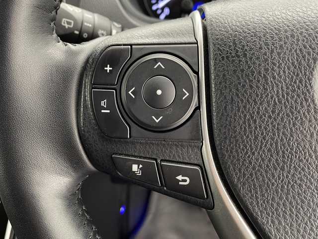 トヨタ エスクァイア Gi プレミアムパッケージ ブラックテーラード 千葉県 2021(令3)年 2.2万km ホワイトパールクリスタルシャイン 社外ナビ/　CD/DVD/Bluetooth/フルセグTV/社外フリップダウンモニター/モデリスタエアロ（F/S/R）/トヨタセーフティセンス/クルーズコントロール/車線逸脱警報/衝突軽減ブレーキ/クリアランスソナー/先行車発進警報/オートハイビーム/両側パワスラ/ハーフレザーシート/前席シートヒーター/ステアリングヒーター/LEDライト/フォグランプ/ETC/バックカメラ/前後ドラレコ/シートバックテーブル/ロールサンシェード/フロアマット/ドアバイザー