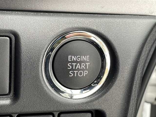 トヨタ エスクァイア Gi プレミアムパッケージ ブラックテーラード 千葉県 2021(令3)年 2.2万km ホワイトパールクリスタルシャイン 社外ナビ/　CD/DVD/Bluetooth/フルセグTV/社外フリップダウンモニター/モデリスタエアロ（F/S/R）/トヨタセーフティセンス/クルーズコントロール/車線逸脱警報/衝突軽減ブレーキ/クリアランスソナー/先行車発進警報/オートハイビーム/両側パワスラ/ハーフレザーシート/前席シートヒーター/ステアリングヒーター/LEDライト/フォグランプ/ETC/バックカメラ/前後ドラレコ/シートバックテーブル/ロールサンシェード/フロアマット/ドアバイザー