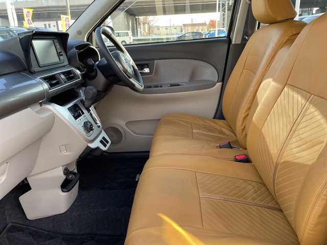 ダイハツ キャスト スタイル X SAⅡ 石川県 2016(平28)年 4.4万km プラムブラウンクリスタルマイカ 純正ナビ　フルセグＴＶ　バックカメラ　ＬＥＤヘッドライト　スマートキー　プッシュスタート　電動ミラー　ベンチシート　ＥＴＣ　社外アルミホイール