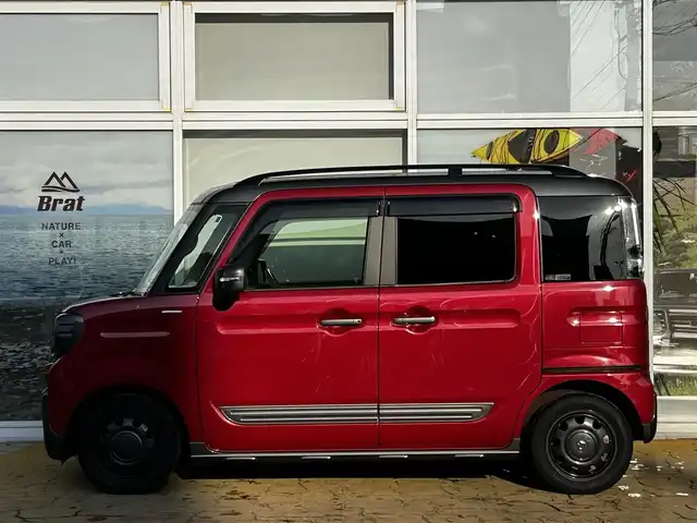 スズキ スペーシア ギア HYBRID XZターボ 道北・旭川 2019(令1)年 3.3万km フェニックスレッドパール/ガンメタリック2トーンルーフ カロッツェリア8インチナビ/全方位カメラ/フルセグTV/左右リア席モニター/両側電動スライドドア/前席シートヒーター/ヘッドアップディスプレイ/クルーズコントロール/ドライブレコーダー/プッシュスタート/スマートキー