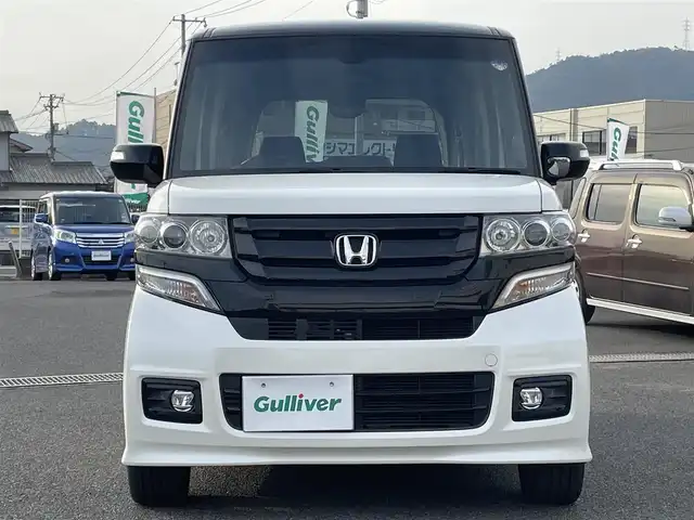 ホンダ Ｎ ＢＯＸ 2トーン カスタム G ターボLパッケージ 栃木県 2015(平27)年 6.1万km プレミアムホワイトパールⅡ ワンオーナー/社外ディスプレイオーディオ/【FM/AM/CD/ワンセグTV】/バックカメラ/ETC/両側パワースライドドア/ハーフレザーシート/ベンチシート/クルーズコントロール/横滑り防止装置/盗難防止装置/LEDヘッドライト/オートライト/プッシュスタート/スマートキー/純正フロアマット