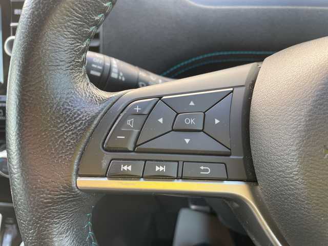 日産 セレナ ライダー 石川県 2017(平29)年 7.3万km パール 純正９型ナビ　フルセグＴＶ　アラウンドビューモニター　ＬＥＤヘッドライト　ＥＴＣ　両側パワースライド　エマージェンシーブレーキ　純正アルミホイール　インテリキー　プッシュスタート