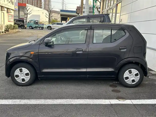 スズキ アルト L 長崎県 2016(平28)年 2.2万km アーバンブラウンパールメタリック ワンオーナー/純正オーディオ・ＣＤ/衝突軽減ブレーキ/アイドリングストップ/D席シートヒーター/ドアバイザー/純正フロアマット/リモコンキー