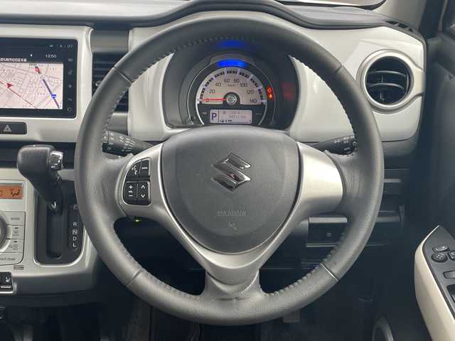 スズキ ハスラー X 道央・札幌 2017(平29)年 9.5万km シフォンアイボリーM ・４WD/・衝突軽減ブレーキ/・純正ナビ/　CD＆BT＆USB＆TV/・全方位カメラ/・バックカメラ/・サイドカメラ/・フロントカメラ/・ダウンヒルアシスト/・アイドリングストップ/・オートエアコン/・オートライト/・ミラーヒーター/・シートヒーター/・電動格納ミラー/・前方ドライブレコーダー/・ETC/・プッシュスタート/・スマートキー/・純正フロアマット/・ドアバイザー/・ウィンカーミラー/・フォグライト/・スペアキー