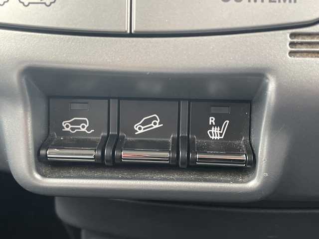 スズキ ハスラー X 道央・札幌 2017(平29)年 9.5万km シフォンアイボリーM ・４WD/・衝突軽減ブレーキ/・純正ナビ/　CD＆BT＆USB＆TV/・全方位カメラ/・バックカメラ/・サイドカメラ/・フロントカメラ/・ダウンヒルアシスト/・アイドリングストップ/・オートエアコン/・オートライト/・ミラーヒーター/・シートヒーター/・電動格納ミラー/・前方ドライブレコーダー/・ETC/・プッシュスタート/・スマートキー/・純正フロアマット/・ドアバイザー/・ウィンカーミラー/・フォグライト/・スペアキー