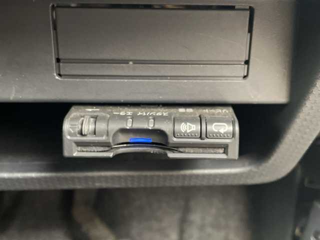 スズキ ハスラー X 道央・札幌 2017(平29)年 9.5万km シフォンアイボリーM ・４WD/・衝突軽減ブレーキ/・純正ナビ/　CD＆BT＆USB＆TV/・全方位カメラ/・バックカメラ/・サイドカメラ/・フロントカメラ/・ダウンヒルアシスト/・アイドリングストップ/・オートエアコン/・オートライト/・ミラーヒーター/・シートヒーター/・電動格納ミラー/・前方ドライブレコーダー/・ETC/・プッシュスタート/・スマートキー/・純正フロアマット/・ドアバイザー/・ウィンカーミラー/・フォグライト/・スペアキー