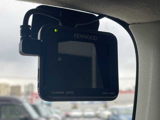 スズキ ハスラー X 道央・札幌 2017(平29)年 9.5万km シフォンアイボリーM ・４WD/・衝突軽減ブレーキ/・純正ナビ/　CD＆BT＆USB＆TV/・全方位カメラ/・バックカメラ/・サイドカメラ/・フロントカメラ/・ダウンヒルアシスト/・アイドリングストップ/・オートエアコン/・オートライト/・ミラーヒーター/・シートヒーター/・電動格納ミラー/・前方ドライブレコーダー/・ETC/・プッシュスタート/・スマートキー/・純正フロアマット/・ドアバイザー/・ウィンカーミラー/・フォグライト/・スペアキー