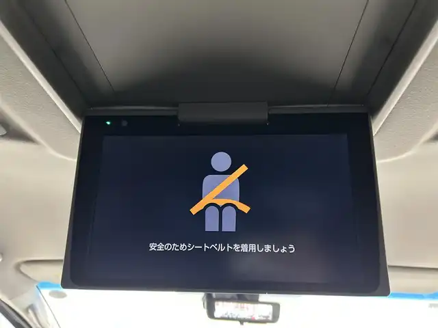 トヨタ アルファード S Cパッケージ 千葉県 2018(平30)年 6.4万km ホワイトパールクリスタルシャイン 禁煙車/トヨタセーフティセンス/・プリクラッシュセーフティ/・プリクラッシュセーフティブレーキ/・レーンディパーチャーアラート/・レーンキープアシスト/・ブラインドスポットモニター/・クリアランスソナー/・レーダークルーズコントロール/12.1インチフリップダウンモニター/両側パワースライドドア/パワーバックドア/純正１０インチメモリナビ/・型番：NSZN-Z68T/・CD/DVD/Bluetooth/フルセグTV/・バックカメラ/・ビルトインETC２.０/・デジタルインナーミラー/レザーシート/・DNセカンドパワーシート/・D席メモリ付き/・DNシートヒーター/・DNエアーシート/革巻きステアリング/・ステアリングスイッチ/・ステアリングヒーター/MT付きAT/電子パーキング/・ブレーキホールド/左右独立エアコン/純正フロアマット/純正１８インチAW/オートライト/・オートマチックハイビーム/・LEDヘッドライト/・LEDフォグランプ