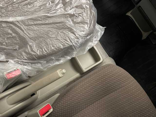 スズキ エブリイ JOIN 長野県 2023(令5)年 1.4万km スペリアホワイト 純正ディスプレイオーディオ/Apple CarPlay/Android Auto/バックカメラ/デュアルカメラブレーキサポート/パートタイム4WD/キセノンライト/オートライト/電動核のミラー/ミラーヒーター/ドアバイザー/フロアマット（ゴム）/スペアーキー/保証書