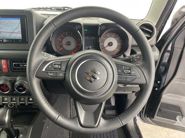 スズキ ジムニー XC 群馬県 2025(令7)年 0.9万km ブルーイッシュブラックパール3 4WDターボ　ナビ　バックカメラ　ドラレコ　シートヒーター　衝突被害軽減ブレーキ　レーンアシスト　LEDヘッドランプ　オートライト　クリアランスソナー　スマートキー　プッシュスタートボタン　禁煙車