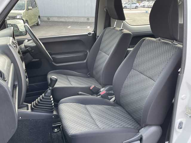 スズキ ジムニー XG 千葉県 2017(平29)年 11.1万km スペリアホワイト 4WD/5MT/社外1DINオーディオ/リモコンキー/ルーフキャリア/社外サスペンション/ETC/ABS