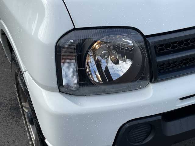 スズキ ジムニー XG 千葉県 2017(平29)年 11.1万km スペリアホワイト 4WD/5MT/社外1DINオーディオ/リモコンキー/ルーフキャリア/社外サスペンション/ETC/ABS