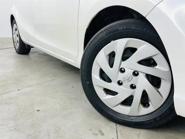 トヨタ アクア S スタイルブラック 福島県 2018(平30)年 5.6万km ホワイトパールクリスタルシャイン トヨタセーフティセンス/・衝突被害軽減/・車線逸脱警報/・レーントレーシングアシスト/・オートハイビーム/純正7インチナビ/・フルセグテレビ/・Bluetooth/・SD/・CD/DVD/・FM/AM/・バックカメラ/・ETC/・ステアリングリモコン/前方ドライブレコーダー/純正フロアマット/純正ドアバイザー/ウインカーミラー/オートミラー/iストップ/クリアランスソナー（前後）/プッシュスタート/・スマートキー/・ライトレベライザー