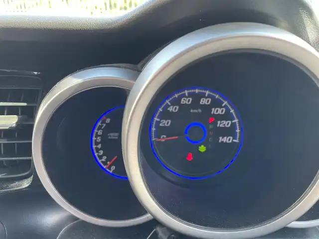 ホンダ Ｎ ＢＯＸ カスタム G Lパッケージ 兵庫県 2013(平25)年 8.8万km クリスタルブラックパール (株)IDOMが運営する【じしゃロン神戸名谷店】の自社ローン専用車両になりますこちらは現金またはオートローンご利用時の価格です。自社ローンご希望の方は別途その旨お申付け下さい/左パワースライド/スマートキー/ETC/バックカメラ/純正SDナビ/HIDヘッドライト/オートライト/電動格納ミラー/14インチ純正アルミ/オートエアコン/プッシュスタート/横滑り防止/フルセグTV/Bluetooth/ECONボタン/ドラレコ（F）