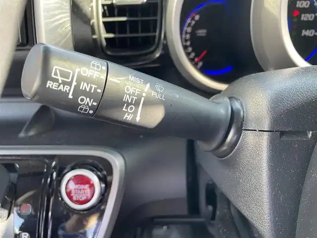 ホンダ Ｎ ＢＯＸ カスタム G Lパッケージ 兵庫県 2013(平25)年 8.8万km クリスタルブラックパール (株)IDOMが運営する【じしゃロン神戸名谷店】の自社ローン専用車両になりますこちらは現金またはオートローンご利用時の価格です。自社ローンご希望の方は別途その旨お申付け下さい/左パワースライド/スマートキー/ETC/バックカメラ/純正SDナビ/HIDヘッドライト/オートライト/電動格納ミラー/14インチ純正アルミ/オートエアコン/プッシュスタート/横滑り防止/フルセグTV/Bluetooth/ECONボタン/ドラレコ（F）