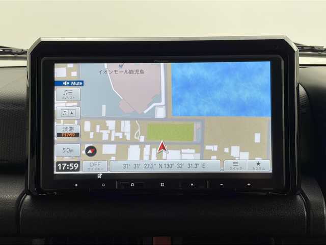 スズキ ジムニー XC 鹿児島県 2025(令7)年 0.1万km未満 ミディアムグレー 社外9インチメモリナビ【AVIC-RQS720ZS】/フルセグテレビ/Bluetoothオーディオ/LEDヘッドライト/ヘッドライトウォッシャー/クルーズコントロール/フォグライト/電動格納もラー