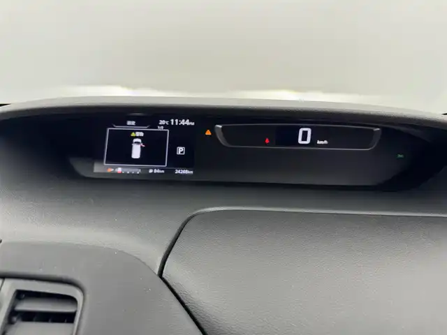 日産 セレナ ハイウェイスター プロパイロットED 愛知県 2016(平28)年 2.5万km ブリリアントホワイトパール 純正9インチナビ　/（フルセグ/BT/CD/DVD） /フリップダウンモニター　/レーダークルーズコントロール　/バックモニター　/衝突軽減システム　/コーナーセンサー　/レーンキープアシスト　/両側パワースライドドア　/ＥＴＣ　/純正ＡＷ