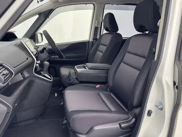 日産 セレナ ハイウェイスター プロパイロットED 愛知県 2016(平28)年 2.5万km ブリリアントホワイトパール 純正9インチナビ　/（フルセグ/BT/CD/DVD） /フリップダウンモニター　/レーダークルーズコントロール　/バックモニター　/衝突軽減システム　/コーナーセンサー　/レーンキープアシスト　/両側パワースライドドア　/ＥＴＣ　/純正ＡＷ