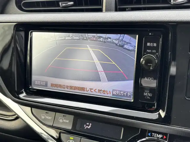 トヨタ アクア G ブラックソフトレザーセレ 大分県 2015(平27)年 9.4万km ライムホワイトパールクリスタルシャイン ・純正SDナビ(CD.DVD.SD.BT)/・バックカメラ/・フルセグテレビ/・TRDエアロ/・クルーズコントロール/・ETC/・ステアリングリモコン/・オートライト/・ドライブレコーダー/・シートヒーター/・社外スピーカー