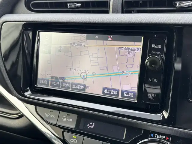 トヨタ アクア G ブラックソフトレザーセレ 大分県 2015(平27)年 9.4万km ライムホワイトパールクリスタルシャイン ・純正SDナビ(CD.DVD.SD.BT)/・バックカメラ/・フルセグテレビ/・TRDエアロ/・クルーズコントロール/・ETC/・ステアリングリモコン/・オートライト/・ドライブレコーダー/・シートヒーター/・社外スピーカー