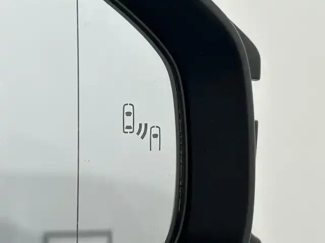 トヨタ プリウス Z 大阪府 2023(令5)年 0.7万km アティチュードブラックマイカ サンルーフ　黒革シート　モデリスタエアロ　純正１２．３ｉｎｃナビＴＶ　３６０カメラ　デジタルインナーミラー　パワーシート／ヒーター／エアコン　ハンドルヒーター　衝突軽減　レーダーＣ　ＢＳＭ　１００Ｖ電