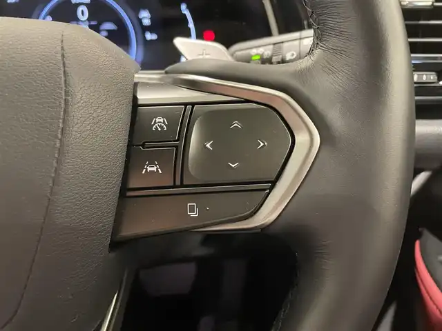 レクサス ＮＸ 350h バージョンL 熊本県 2023(令5)年 1.4万km ソニッククォーツ ・スマートキー/・プッシュスタート/・プリクラッシュセーフティ/・レーンデパーチャーアラート/・クリアランスソナー/・ブラインドスポットモニター/・パーキングブレーキサポート/・安心降車アシスト/・クロストラフィックアラート/・リアカメラデティクション/・プロアクティブドライブアシスト/・ロードサインアシスト/・赤革シート/・前席パワーシート/・全席シートヒーター /・前席エアシート /・ハンドルヒーター /・純正メモリナビ/　【Bluetooth・USB】/・フルセグTV/・全方位カメラ/・ETC2.0/・ヘッドアップディスプレイ/・デジタルインナーミラー/・ドライブレコーダー(前後録画)/・パワーバックドア/・LEDヘッドランプ/・LEDフォグランプ/・純正マット