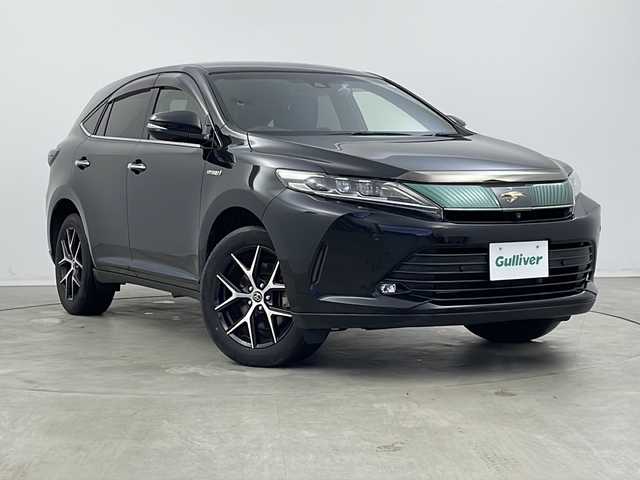 トヨタ ハリアー ハイブリッド プログレス メタル&レザーPスタイルブルーイッシュ 新潟県 2018(平30)年 5.3万km ブラックマイカ 4WD/純正メーカーOPナビ（型式：510306）/・AM/FM/Bluetooth/フルセグ/AUX/USB/バックモニター/全周囲モニター/トヨタセーフティセンス/アダプティブクルーズコントロ―ル/衝突被害軽減システム/レーンキープアシスト/社外ETC/前後ドライブレコーダー/JBLサウンド/レザーシート/前席パワーシート/前席シートヒーター/前席エアシート/純正フロアマット/純正18インチAW夏タイヤ/ABS/横滑り防止機能/前後コーナーセンサー/盗難防止装置/純正LEDヘッドライト/オートライト/オートマチックハイビーム/フォグランプ/リアフォグランプ/革巻ステアリング/ステアリングスイッチ/保証書/取扱説明書