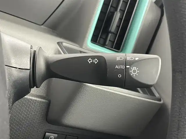 ダイハツ タント X セレクション 埼玉県 2020(令2)年 2.7万km マスタードイエローマイカメタリック 純正ナビ　バックカメラ　片側パワースライドドア　シートヒーター　衝突軽減　Ｂｌｕｅｔｏｏｔｈ　ＣＤ　ＤＶＤ　地デジＴＶ　ドライブレコーダー　ＬＥＤライト　スマートキー　オートライト　純正フロアマット