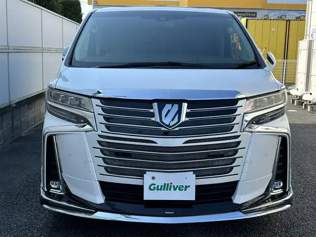 トヨタ アルファード S Cパッケージ 埼玉県 2019(令1)年 2.4万km ホワイトパールクリスタルシャイン /・ワンオーナー/・フルセグテレビ/・バックカメラ/・オットマン/・クルーズコントロール/・サンルーフ/・ドアバイザー/・プッシュスタート/・両側パワースライドドア/・パワーバックドア/・ETC2.0/・ABS/・レザーシート/・電動リアゲート/・エアバッグ/・アルミホイール/・サンルーフ/