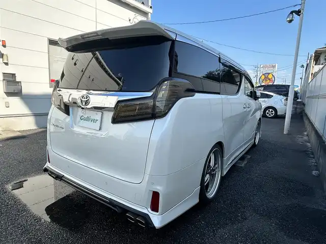トヨタ アルファード S Cパッケージ 埼玉県 2019(令1)年 2.4万km ホワイトパールクリスタルシャイン /・ワンオーナー/・フルセグテレビ/・バックカメラ/・オットマン/・クルーズコントロール/・サンルーフ/・ドアバイザー/・プッシュスタート/・両側パワースライドドア/・パワーバックドア/・ETC2.0/・ABS/・レザーシート/・電動リアゲート/・エアバッグ/・アルミホイール/・サンルーフ/