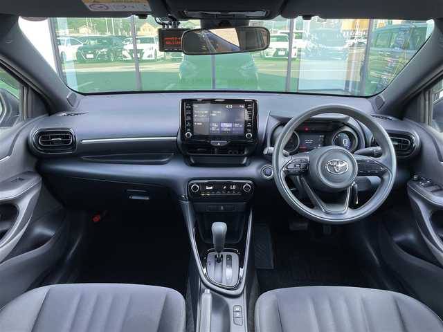 トヨタ ヤリス G 香川県 2020(令2)年 4万km ボルドーマイカメタリック 純正ナビ/→AM/FM/CD/DVD/Bluetooth/バックカメラ/衝突軽減ブレーキ/コーナーセンサー/レーンキープアシスト/前後ドライブレコーダー/ビルトインETC/ステアリングスイッチ/プッシュスタート/スマートキー/純正フロアマット