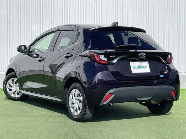 トヨタ ヤリス G 香川県 2020(令2)年 4万km ボルドーマイカメタリック 純正ナビ/→AM/FM/CD/DVD/Bluetooth/バックカメラ/衝突軽減ブレーキ/コーナーセンサー/レーンキープアシスト/前後ドライブレコーダー/ビルトインETC/ステアリングスイッチ/プッシュスタート/スマートキー/純正フロアマット