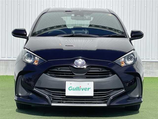 トヨタ ヤリス G 香川県 2020(令2)年 4万km ボルドーマイカメタリック 純正ナビ/→AM/FM/CD/DVD/Bluetooth/バックカメラ/衝突軽減ブレーキ/コーナーセンサー/レーンキープアシスト/前後ドライブレコーダー/ビルトインETC/ステアリングスイッチ/プッシュスタート/スマートキー/純正フロアマット