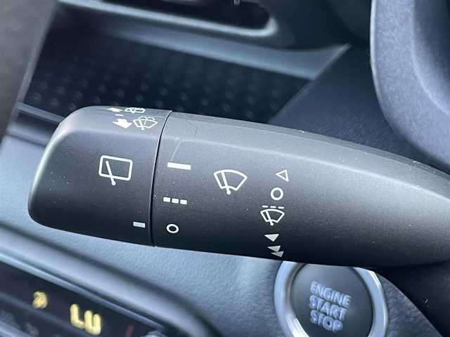 トヨタ ヤリス G 香川県 2020(令2)年 4万km ボルドーマイカメタリック 純正ナビ/→AM/FM/CD/DVD/Bluetooth/バックカメラ/衝突軽減ブレーキ/コーナーセンサー/レーンキープアシスト/前後ドライブレコーダー/ビルトインETC/ステアリングスイッチ/プッシュスタート/スマートキー/純正フロアマット
