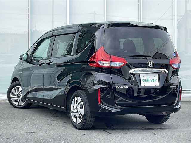 ホンダ フリード ハイブリット G ホンダセンシング 神奈川県 2019(平31)年 2.7万km クリスタルブラックパール ホンダセンシング　/純正SDナビ/DVD/CD/両側パワースライドア　/レーダークルーズコントロール　/ビルドインＥＴＣ　/ＡＢＳ　/レーンキープアシスト　/横滑り防止装置　/純正フロアマット