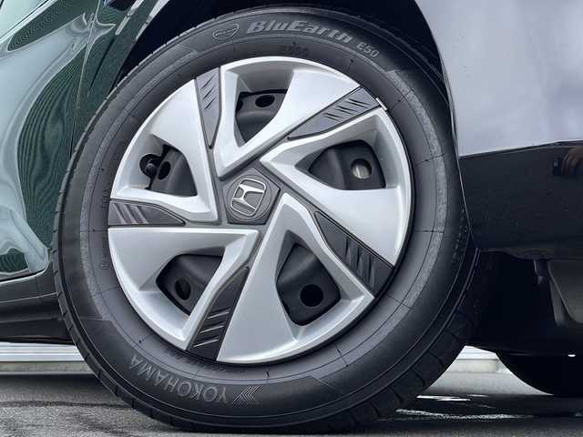 ホンダ フリード ハイブリット G ホンダセンシング 神奈川県 2019(平31)年 2.7万km クリスタルブラックパール ホンダセンシング　/純正SDナビ/DVD/CD/両側パワースライドア　/レーダークルーズコントロール　/ビルドインＥＴＣ　/ＡＢＳ　/レーンキープアシスト　/横滑り防止装置　/純正フロアマット