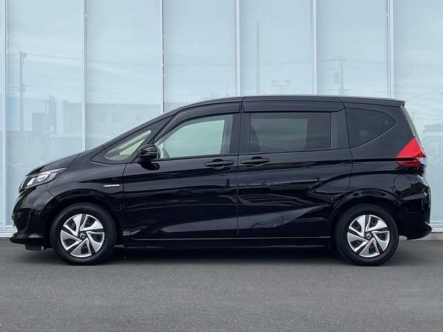ホンダ フリード ハイブリット G ホンダセンシング 神奈川県 2019(平31)年 2.7万km クリスタルブラックパール ホンダセンシング　/純正SDナビ/DVD/CD/両側パワースライドア　/レーダークルーズコントロール　/ビルドインＥＴＣ　/ＡＢＳ　/レーンキープアシスト　/横滑り防止装置　/純正フロアマット