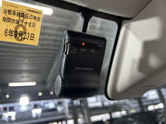 日産 デイズ ルークス ハイウェイスターX 大阪府 2015(平27)年 1.8万km チタニウムグレーメタリック 純正ナビＴＶ　全方位カメラ　ＥＴＣ　ドラレコ　衝突軽減　片側パワスラ　電動ミラー　オートエアコン　スマートキー　プッシュスタート　ＨＩＤヘッドライト　純正アルミホイール　アイドリングストップ　パワステ