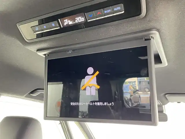 トヨタ ヴォクシー S－Z 千葉県 2022(令4)年 3.5万km グリッターブラックガラスフレーク セーフティセンス（衝突回避支援パッケージ）/・プリクラッシュセーフティ/・レーンディパーチャーアラート/・オートマチックハイビーム/・ドライバー異常時対応システム/・発進遅れ告知機能/・レーントレーシングアシスト/・レーダークルーズコントロール/・ロードサインアシスト/・プロアクティブドライビングアシスト/純正10.5インチディスプレイオーディオ/・車載メモリーナビ/・DVD/CD/・12スピーカー/・USB入力/・Apple CarPlay / Android Auto/・ETC2.0ユニット/・AM/ワイドFMチューナー/・地デジTV/・HDMI入力/・バックカメラ/純正13.2型有機EL後席モニター/両側パワースライドドア/LEDヘッドライト/ビルトインETC/ハーフレザーシート/前後コーナーセンサー/スマートキー