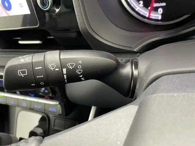 トヨタ ヴォクシー S－Z 熊本県 2022(令4)年 3.5万km グリッターブラックガラスフレーク セーフティセンス（衝突回避支援パッケージ）/・プリクラッシュセーフティ/・レーンディパーチャーアラート/・オートマチックハイビーム/・ドライバー異常時対応システム/・発進遅れ告知機能/・レーントレーシングアシスト/・レーダークルーズコントロール/・ロードサインアシスト/・プロアクティブドライビングアシスト/純正10.5インチディスプレイオーディオ/・車載メモリーナビ/・DVD/CD/・12スピーカー/・USB入力/・Apple CarPlay / Android Auto/・ETC2.0ユニット/・AM/ワイドFMチューナー/・地デジTV/・HDMI入力/・バックカメラ/純正13.2型有機EL後席モニター/両側パワースライドドア/LEDヘッドライト/ビルトインETC/ハーフレザーシート/前後コーナーセンサー/スマートキー