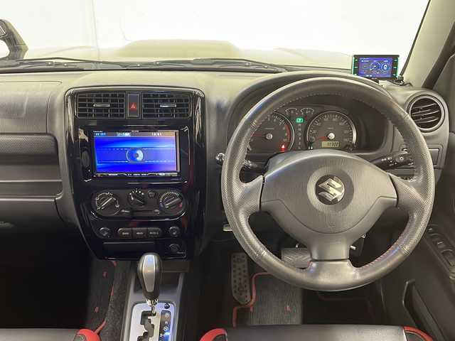 スズキ ジムニー クロスアドベンチャー 道央・札幌 2013(平25)年 3.1万km ブルーイッシュブラックパール3 /4WD//社外ナビ：AVN-Z05i/（CD/DVD/BT/SD/ラジオ/フルセグ）//寒冷地仕様//シートヒーター（運転席）//ミラーヒーター//社外エンジンスターター //ETC//社外レーダー//社外マフラー//社外パンパー//リフトアップ